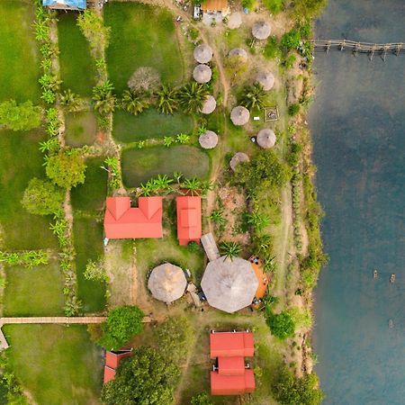 Bolaven Garden Bungalow And Tent - Tad Lo Ban Kiangtat Exterior foto