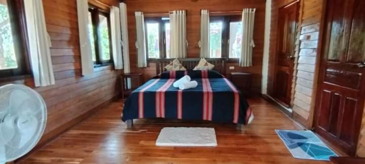 Bolaven Garden Bungalow And Tent - Tad Lo Ban Kiangtat Exterior foto